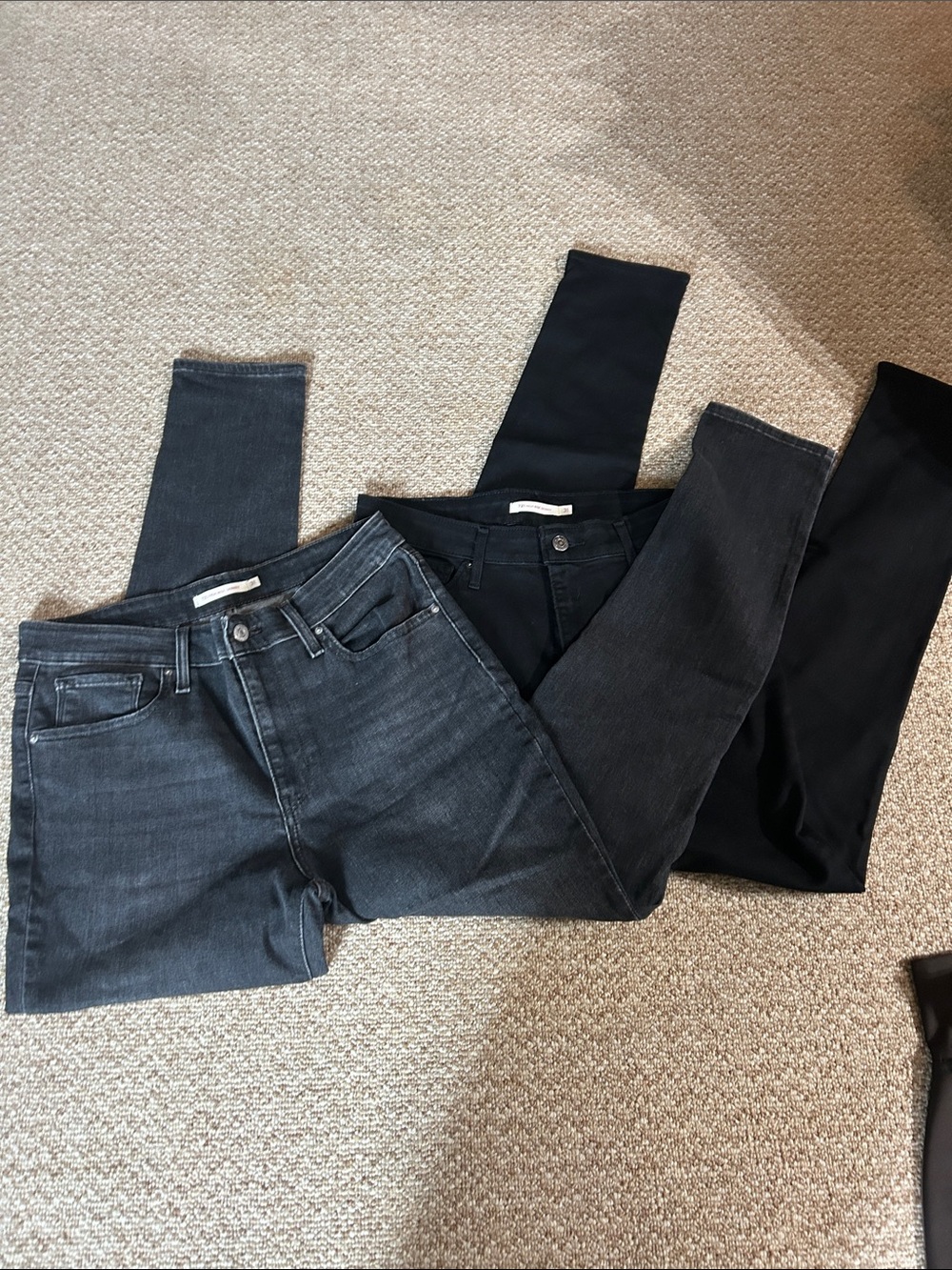 Classic Women's Skinny Jeans - Versatile Everyday Style